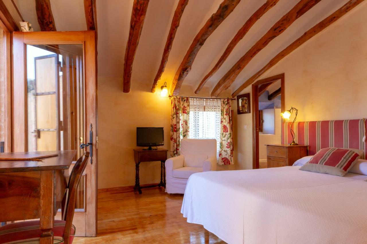Hotel Rural Mas Fontanelles Biar Eksteriør bilde