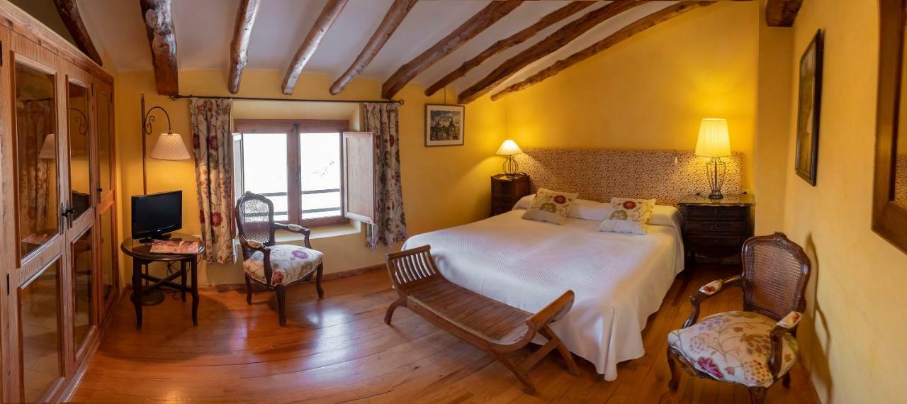 Hotel Rural Mas Fontanelles Biar Eksteriør bilde